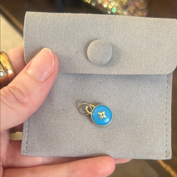 Louis Vuitton authentic Blue Star Charm Pendant - Picture 2 of 2